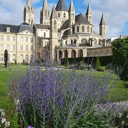 T2, Centre Апартаменты Кан