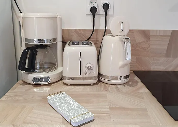 T2, Centre Apartment